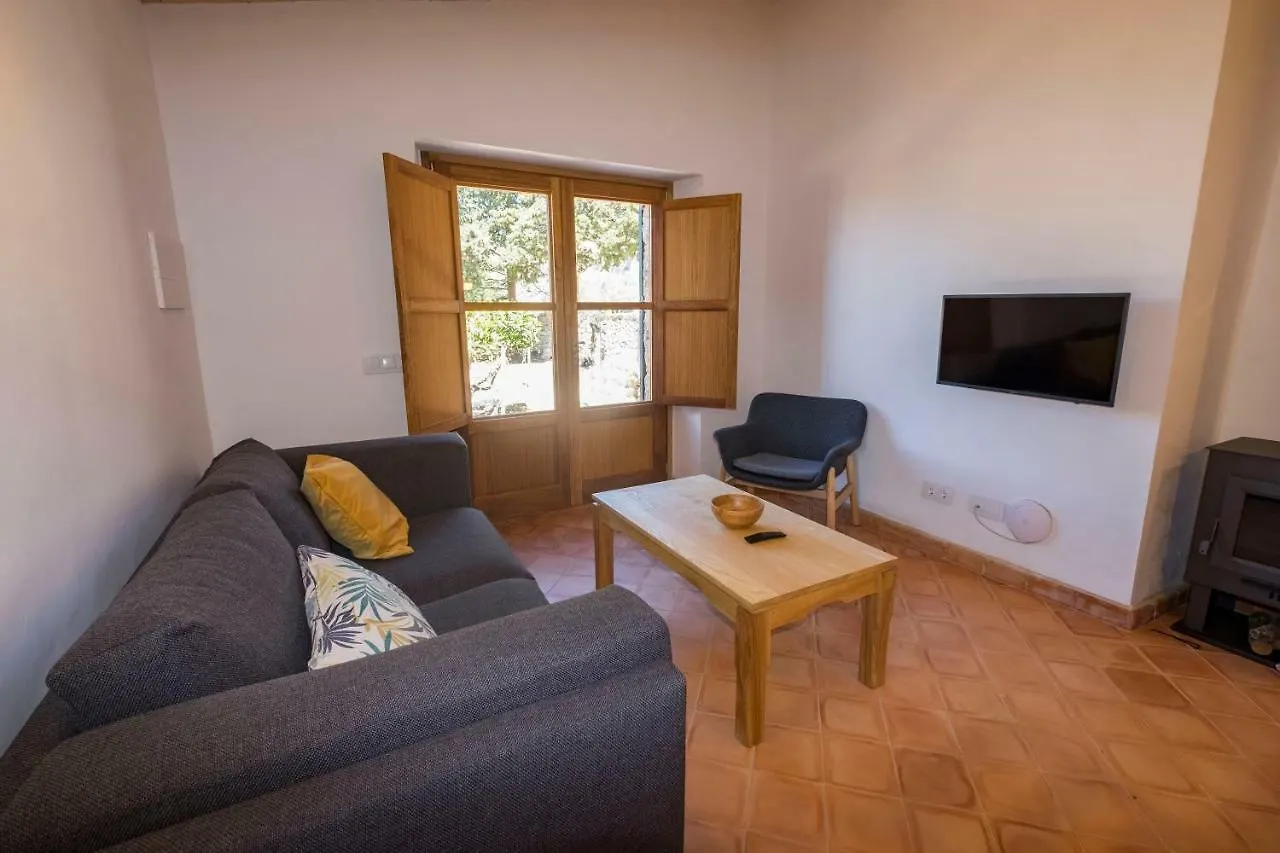 Farm stay Agroturismo Son Alzines Lluc